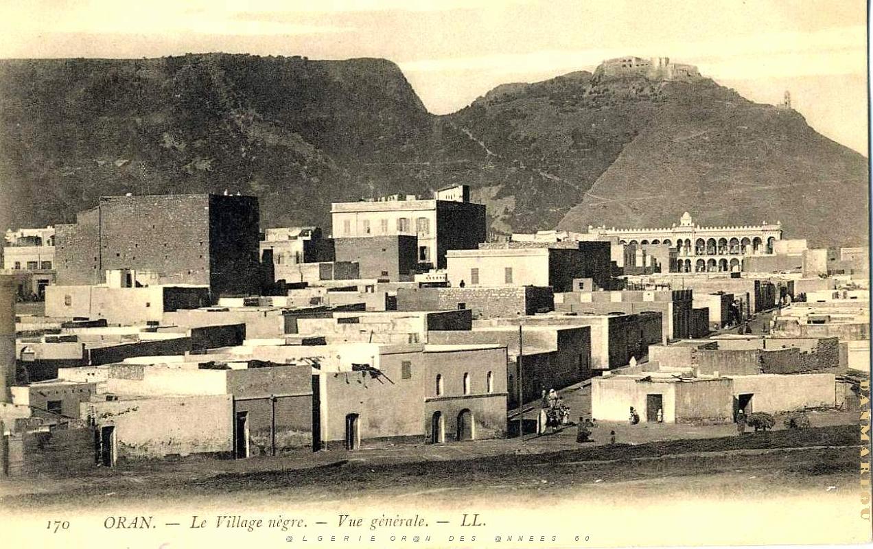CA a- 010- Village negre.jpg